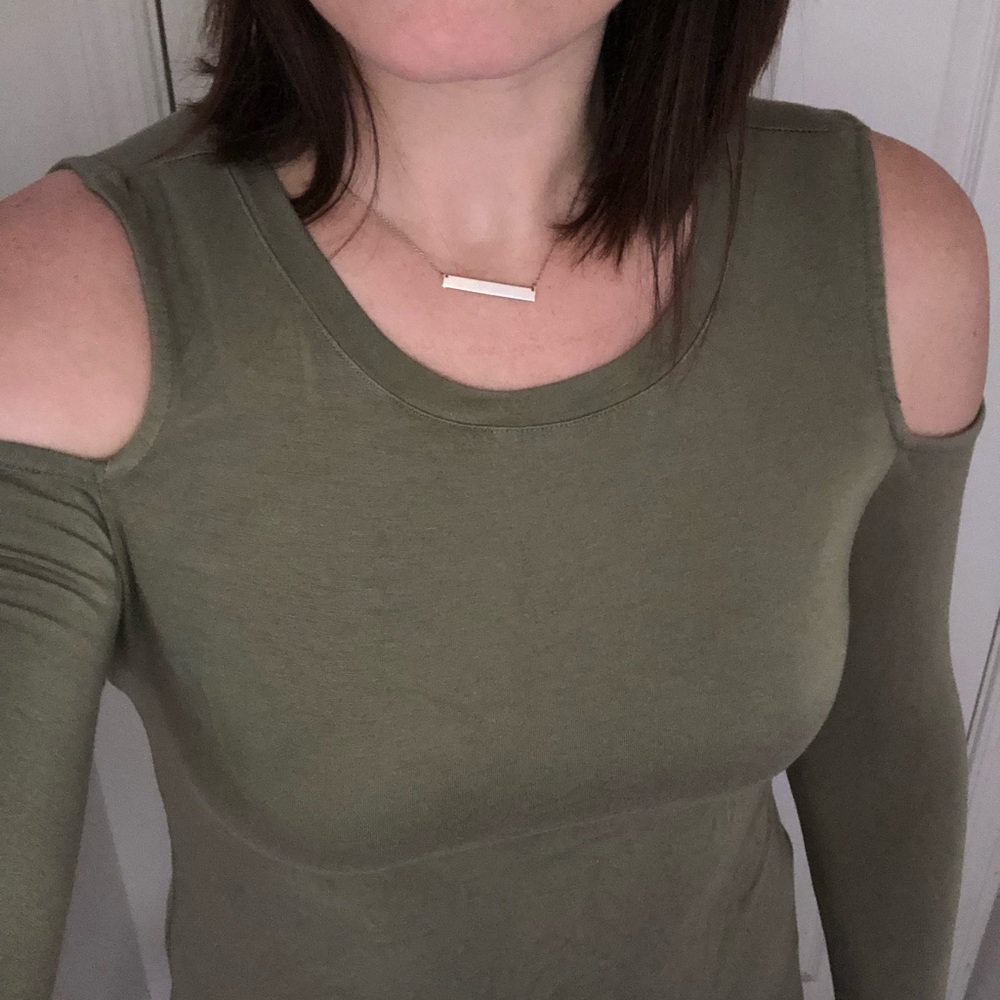 Francescas cold shoulder t shirt